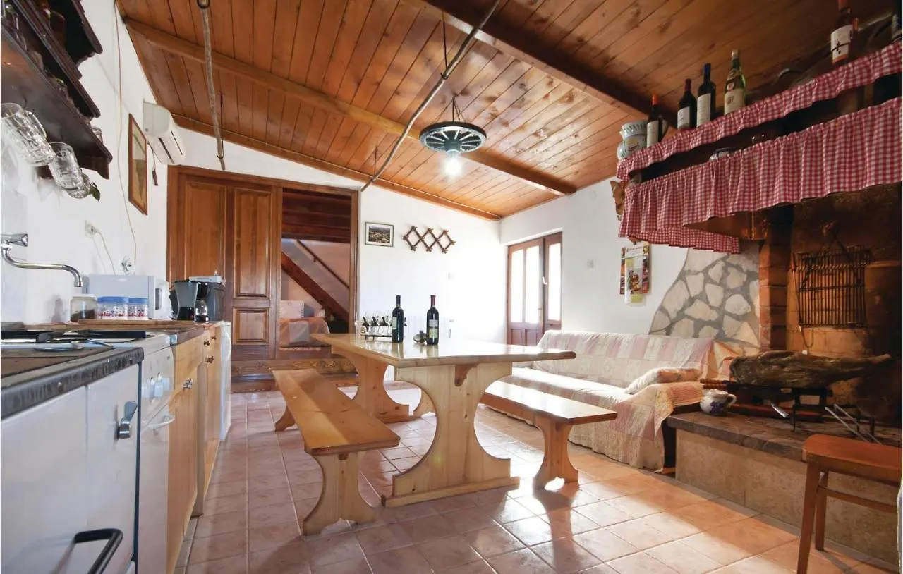 Casa vacanze Amazing Home In Barban With Kitchen